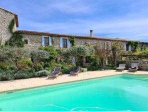 Stone Tower Grenier Apartment in a 16th Century Farmhouse